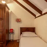 Villa Ela