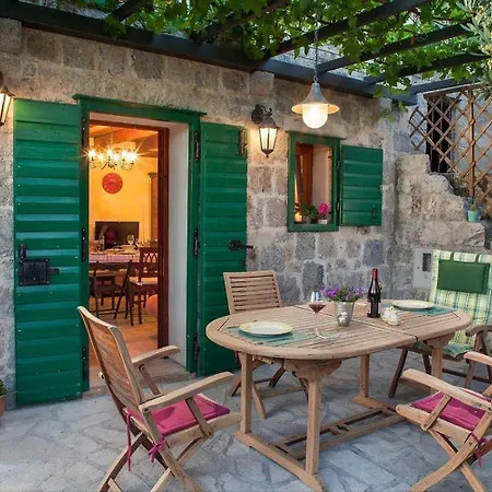 Villa Ela