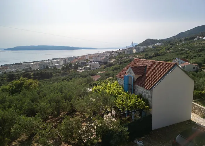 Ela Макарська