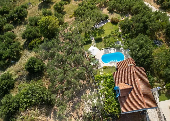 Ela Макарська